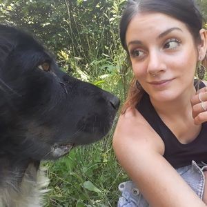 Meet your Posher, Holly